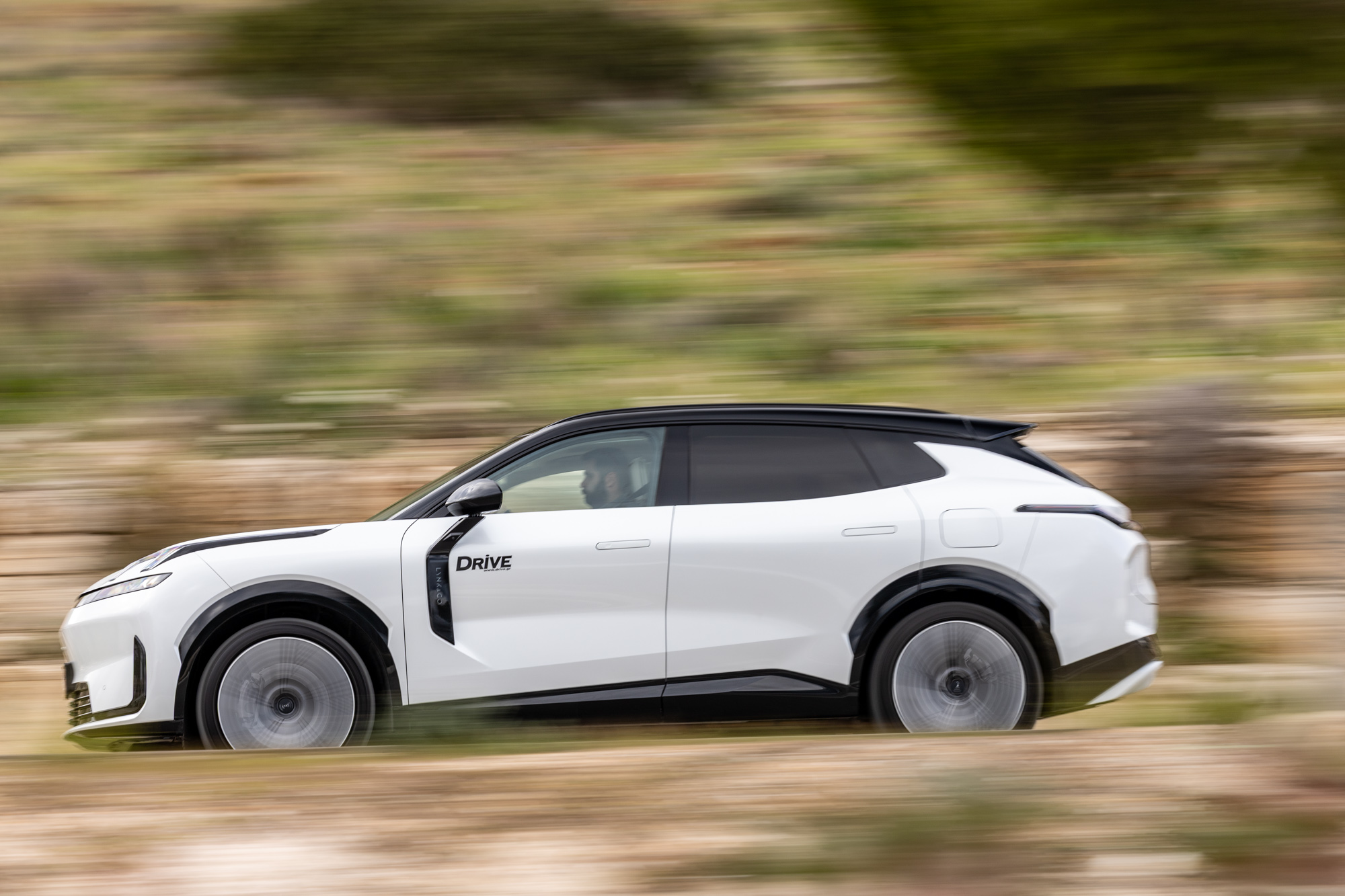 Test drive: Lynk & Co 08, Photo © DRIVE Media Group/Thanassis Koutsogiannis