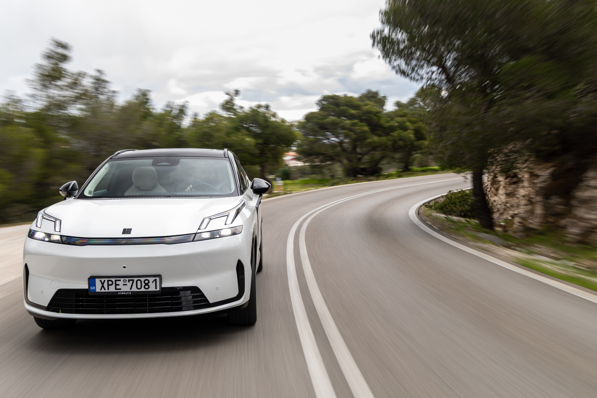 Test drive: Lynk & Co 08, Photo © DRIVE Media Group/Thanassis Koutsogiannis