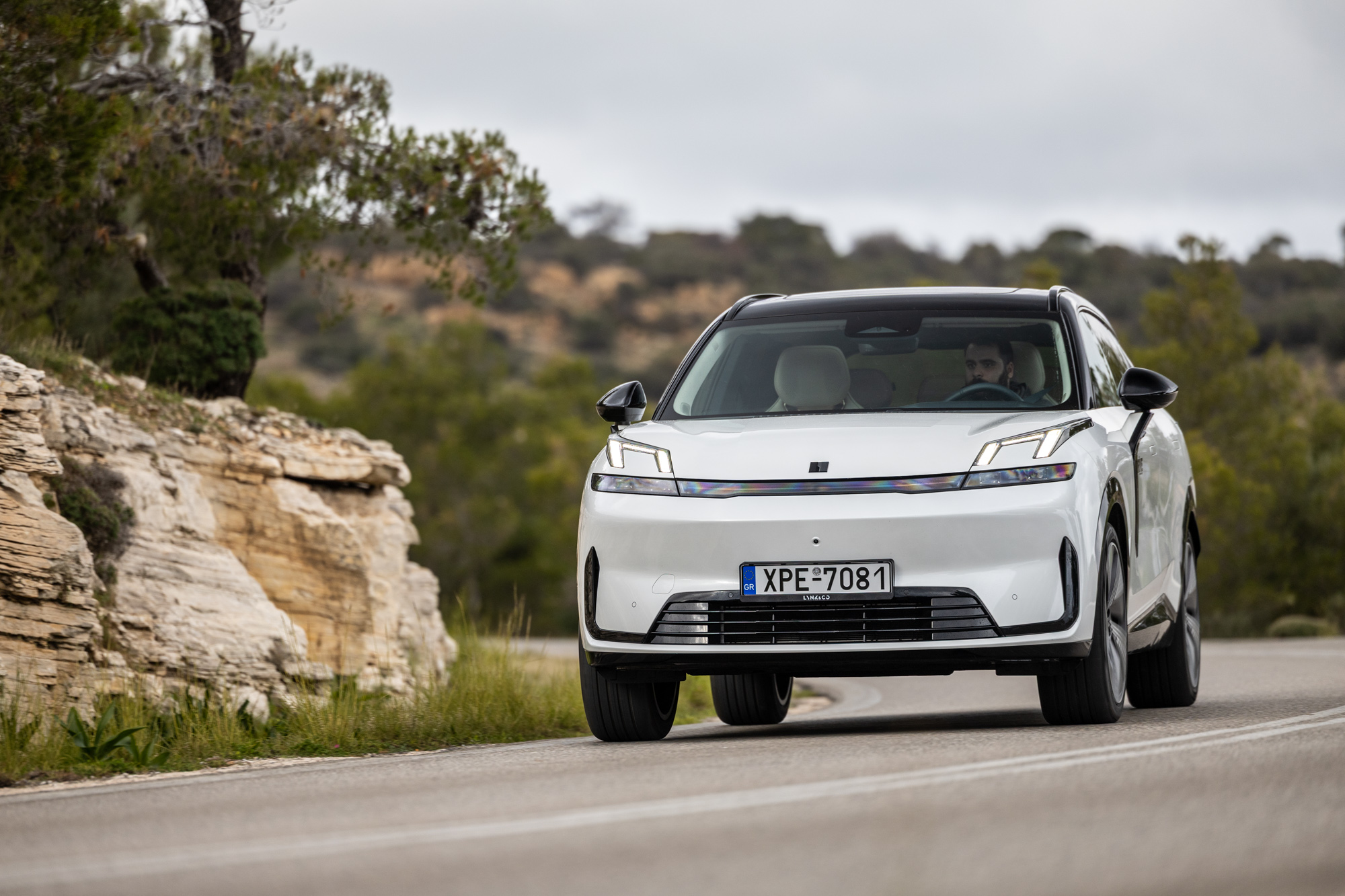 Test drive: Lynk & Co 08, Photo © DRIVE Media Group/Thanassis Koutsogiannis
