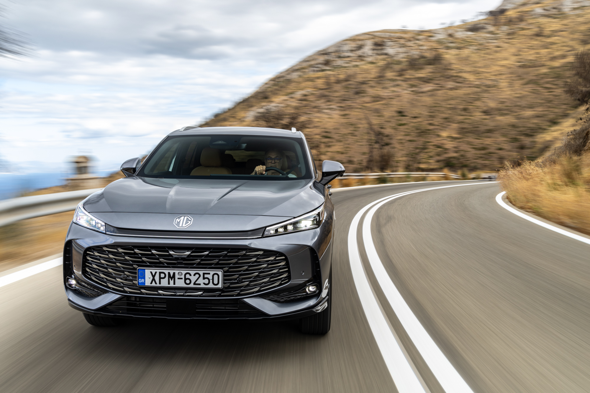 Test drive: MG HS 2025, Photo © DRIVE Media Group/Thanassis Koutsogiannis