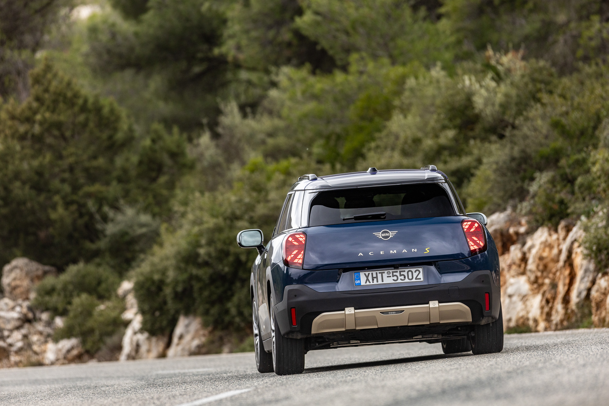 Test drive: MINI Aceman SE, Photo © DRIVE Media Group/Thanassis Koutsogiannis