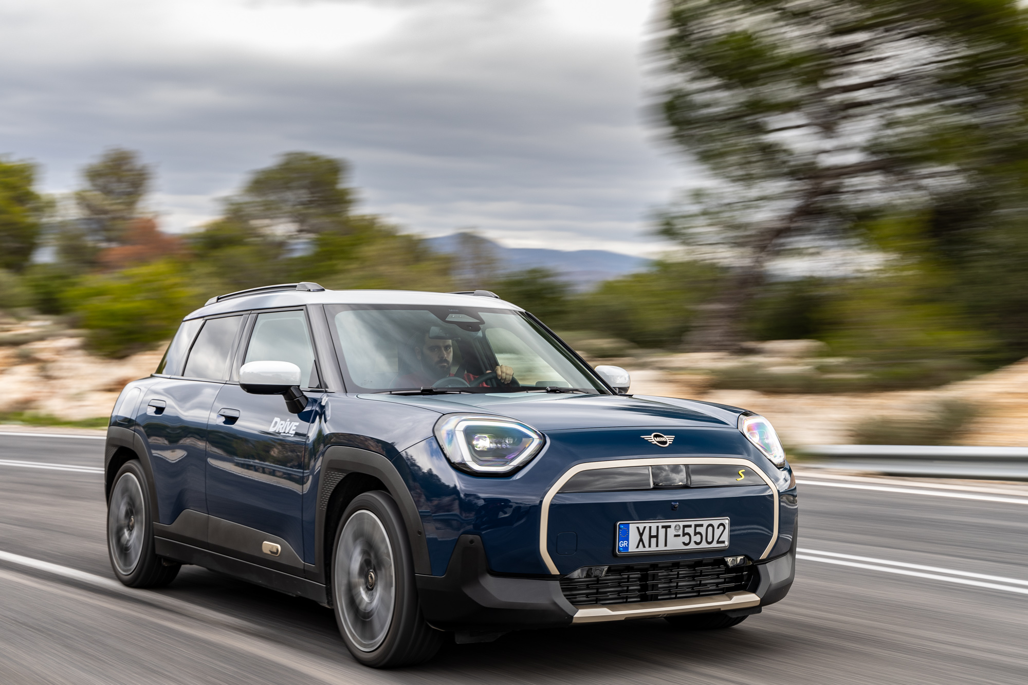 Test drive: MINI Aceman SE, Photo © DRIVE Media Group/Thanassis Koutsogiannis