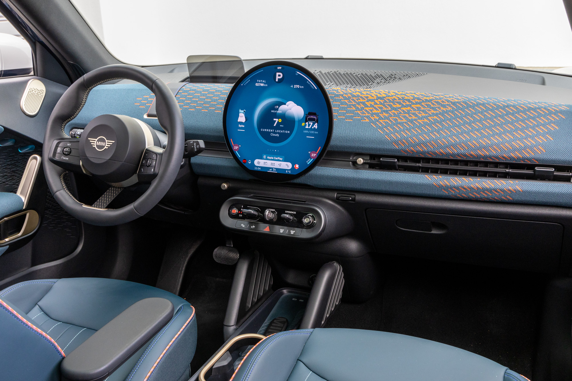 Test drive: MINI Aceman SE, Photo © DRIVE Media Group/Thanassis Koutsogiannis