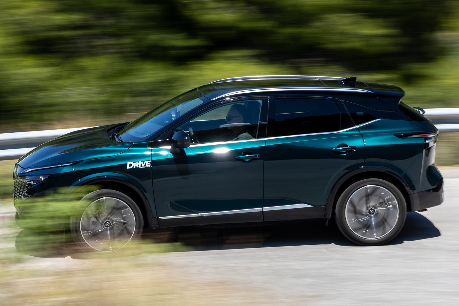 Test drive: Nissan Qashqai e-Power, Photo © DRIVE Media Group/Thanassis Koutsogiannis