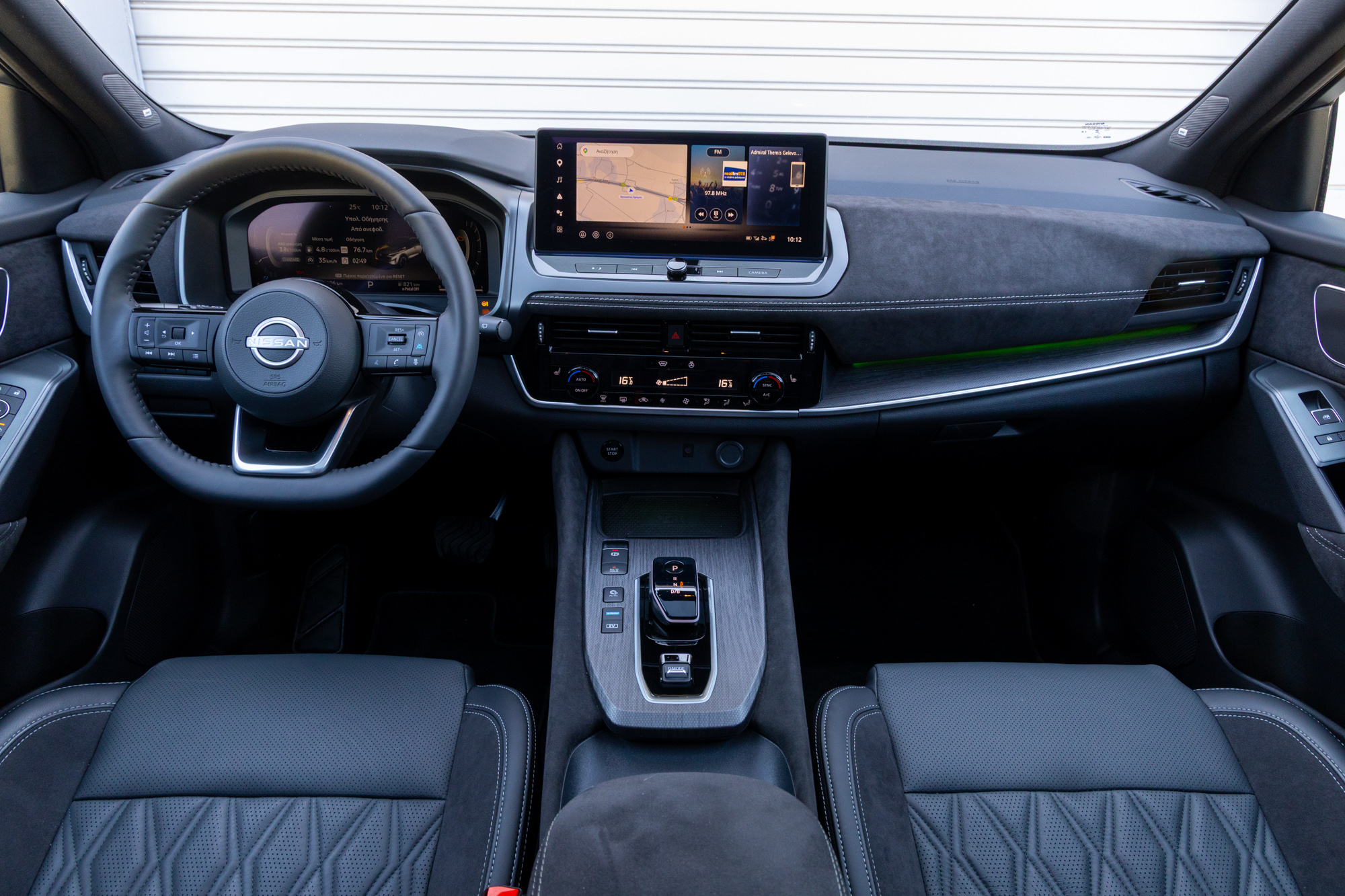 Test drive: Nissan Qashqai e-Power, Photo © DRIVE Media Group/Thanassis Koutsogiannis