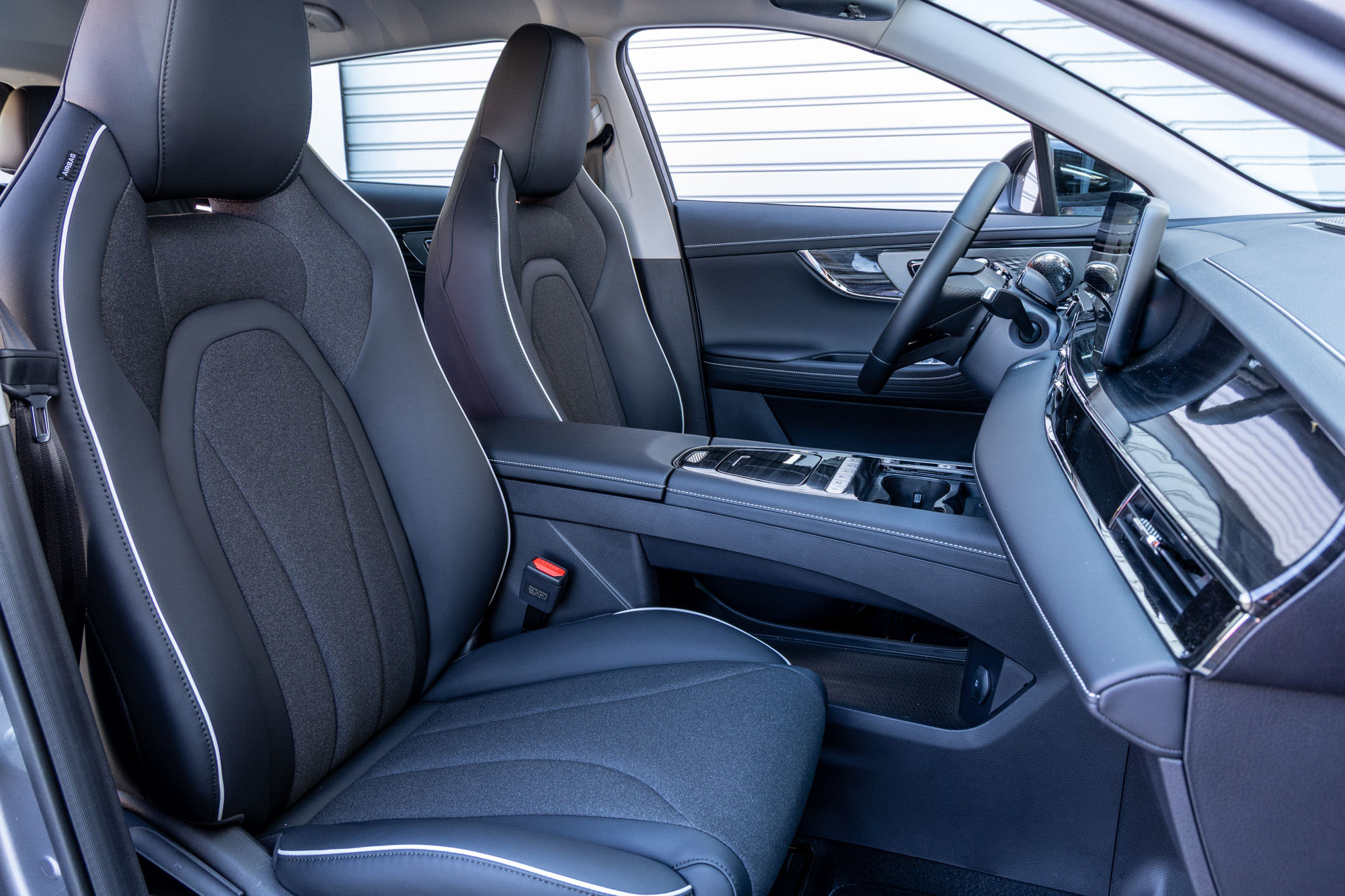 Test drive: Omoda 5 SHS-H Hybrid, Photo © DRIVE Media Group/Thanassis Koutsogiannis