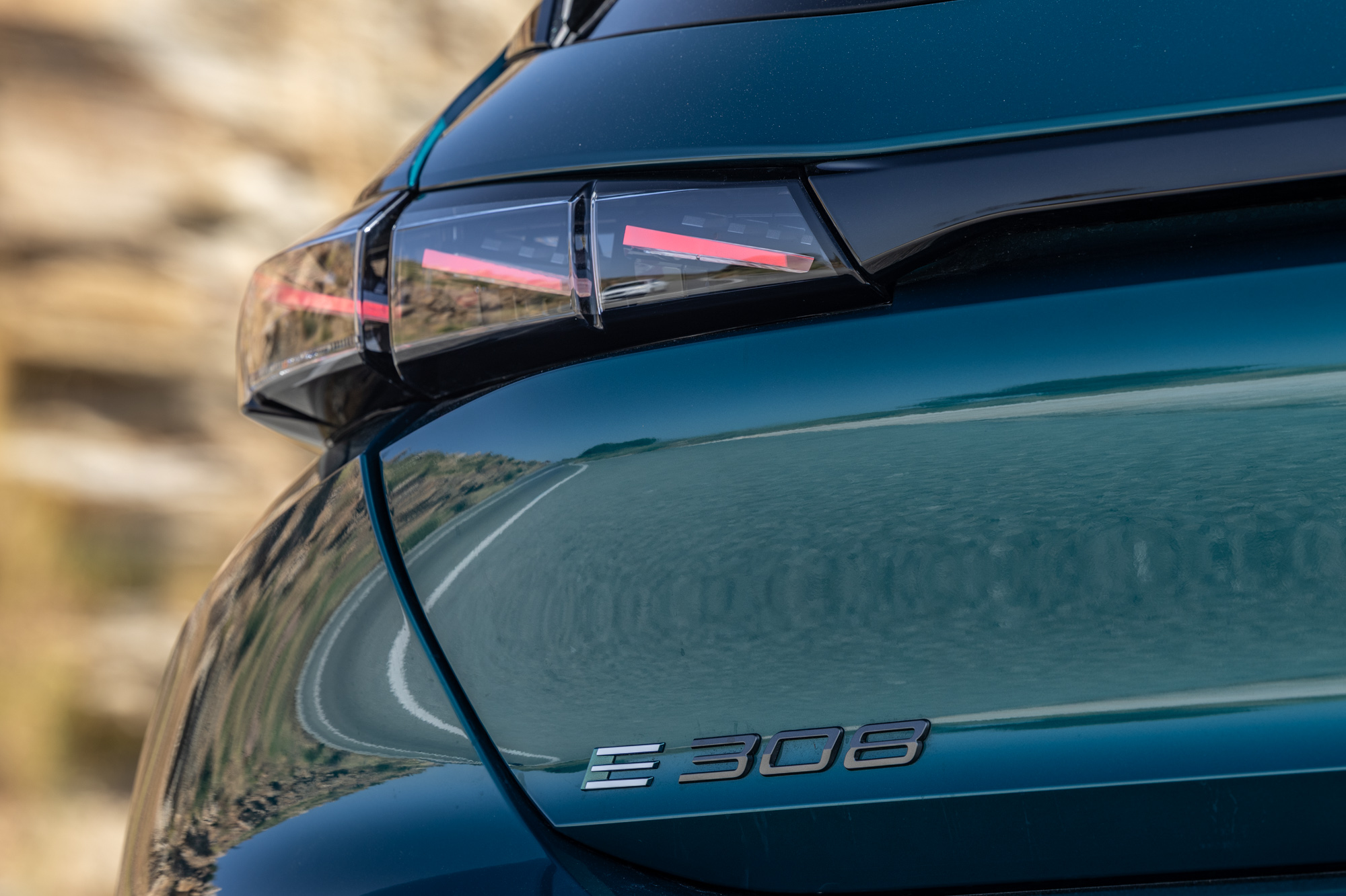 Test drive: Peugeot E-308 ΜΥ2026, Photo © DRIVE Media Group/Thanassis Koutsogiannis