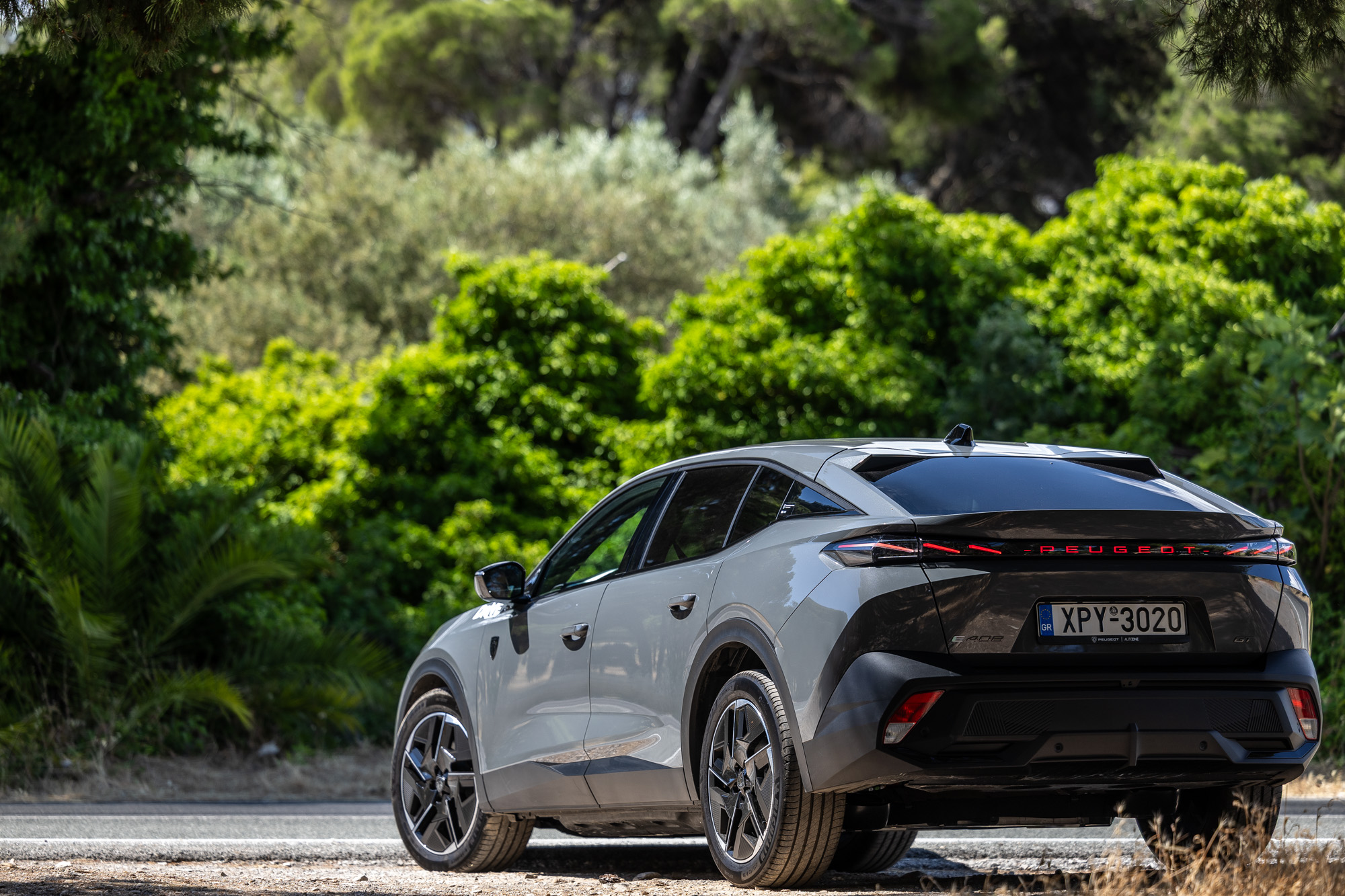 Test drive: Peugeot Ε-408, Photo © DRIVE Media Group/Thanassis Koutsogiannis