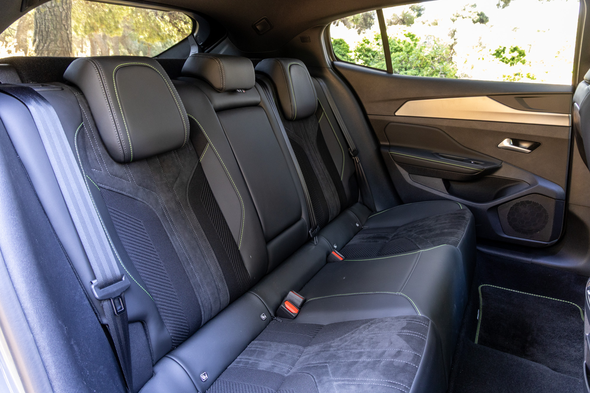Peugeot 408, Test drive: Peugeot Ε-408, Photo © DRIVE Media Group/Thanassis Koutsogiannis