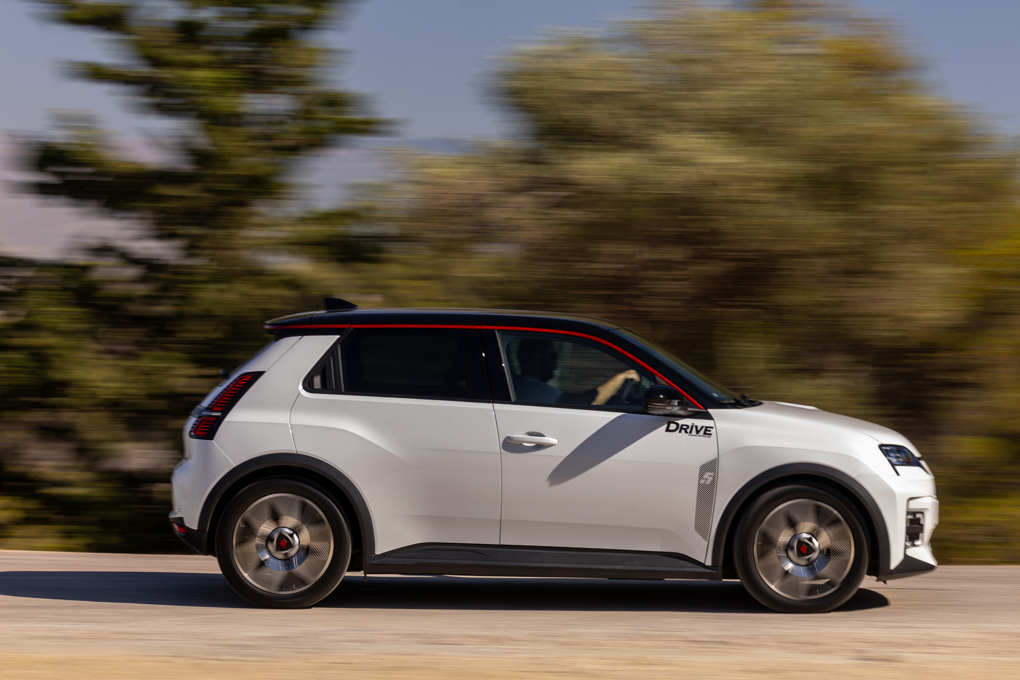 Test drive: Renault 5 E-Tech 120 PS, Photo © DRIVE Media Group/Thanassis Koutsogiannis