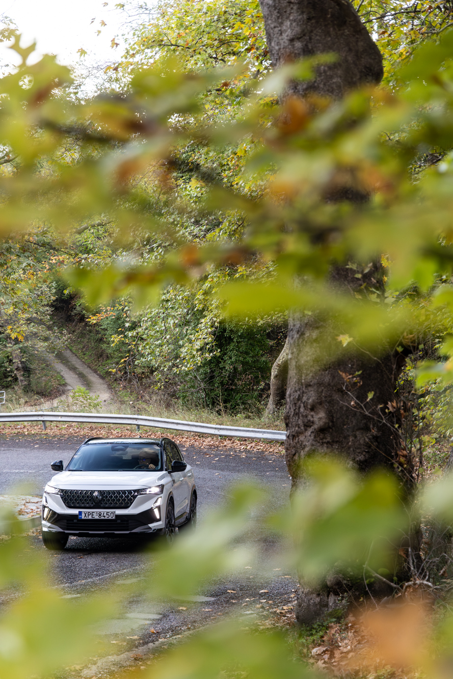 Test drive: Renault Austral full hybrid E-Tech 200 MY2025, Photo © DRIVE Media Group/Thanassis Koutsogiannis