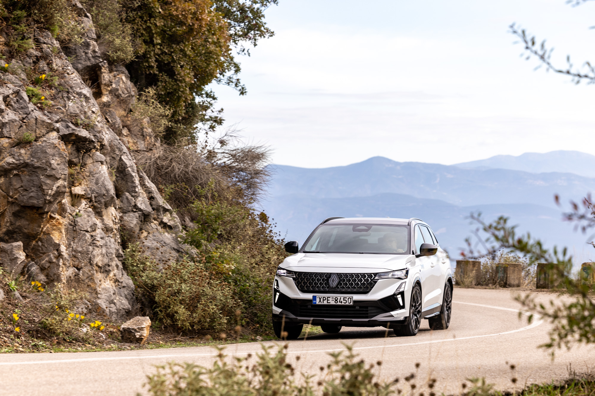 Test drive: Renault Austral full hybrid E-Tech 200 MY2025, Photo © DRIVE Media Group/Thanassis Koutsogiannis