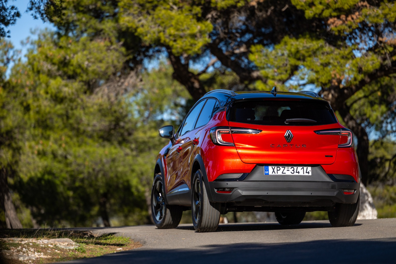 Renault Captur full hybrid E-Tech - φουλ υβριδικό SUV