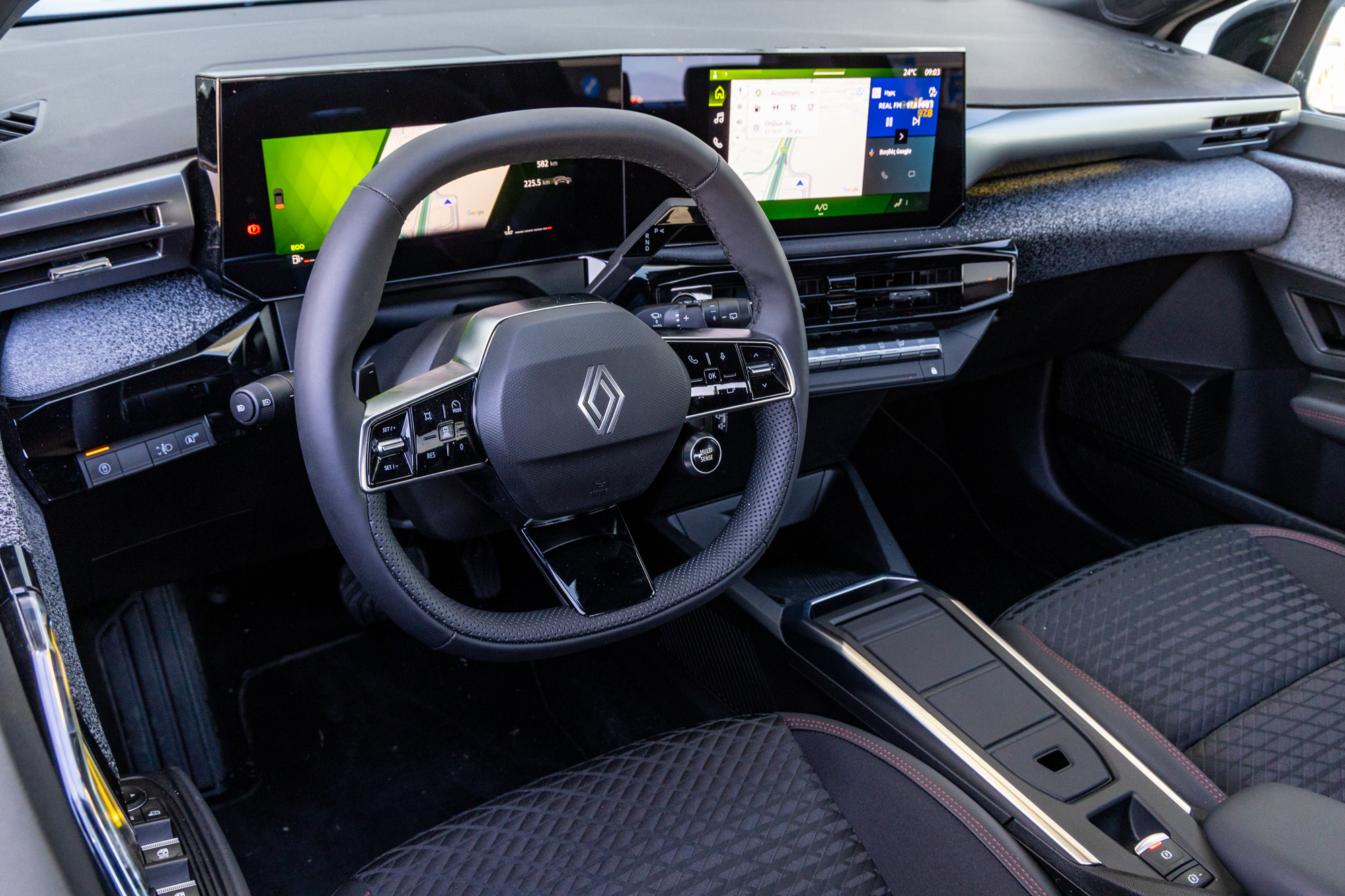 Test drive: Renault Clio 1.2 TCe 115 EDC, Photo © DRIVE Media Group/Thanassis Koutsogiannis