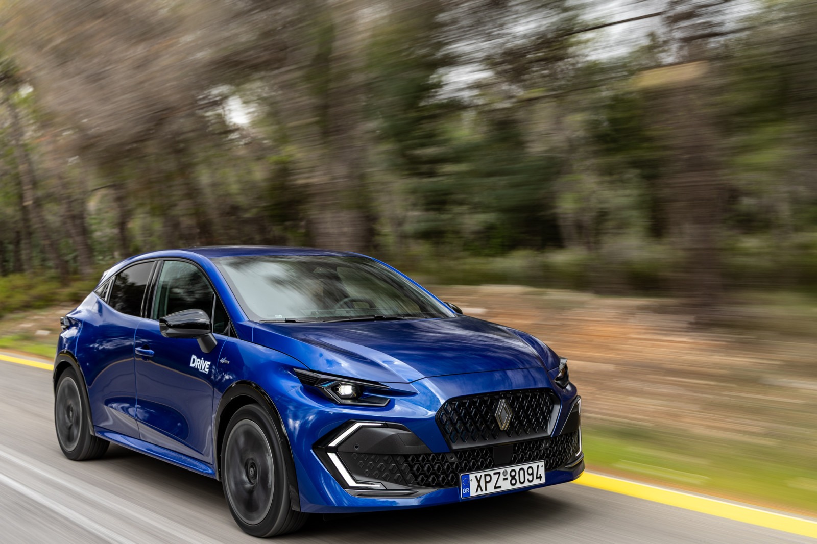 Renault Clio E-Tech - σουπερμίνι