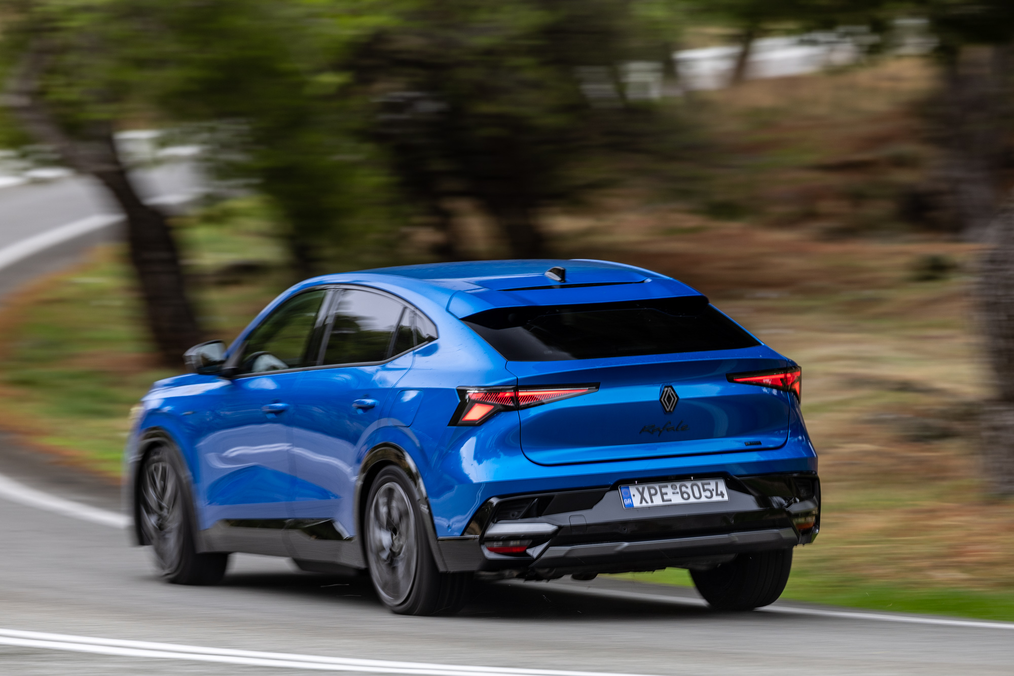 Test drive: Renault Rafale hyper hybrid E-Tech 4x4 300, Photo © DRIVE Media Group/Thanassis Koutsogiannis