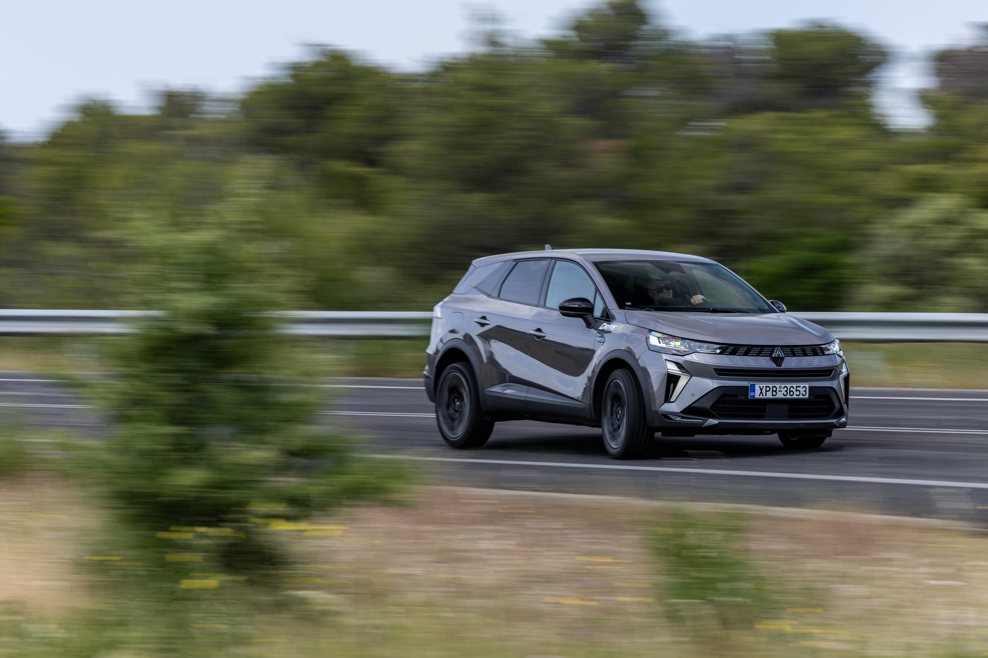 Test drive: Renault Symbioz full hybrid E-Tech 145, Photo © DRIVE Media Group/Thanassis Koutsogiannis