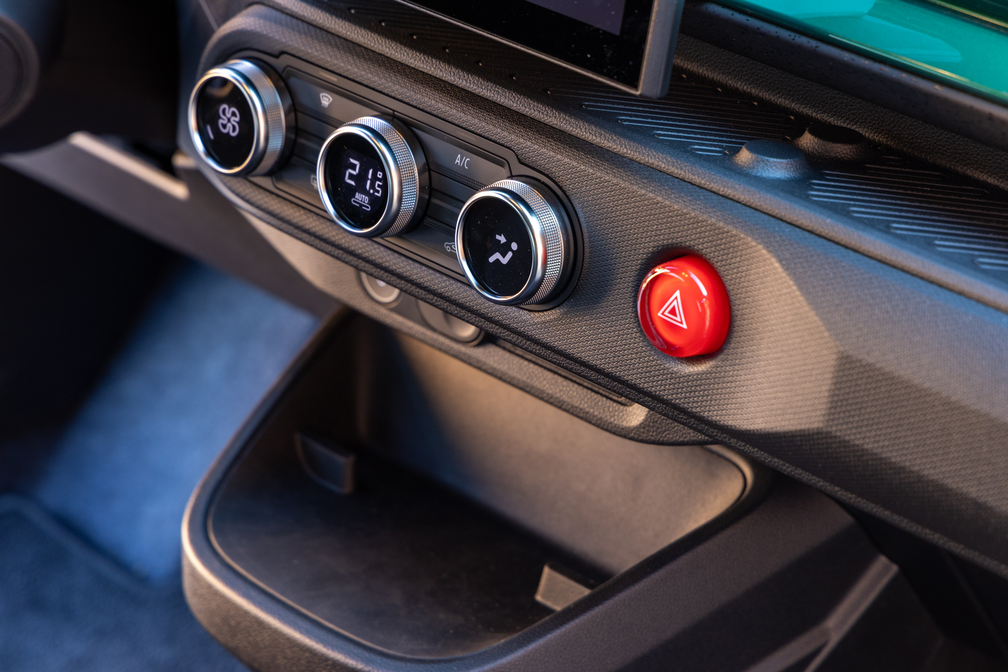 Test drive: Renault Twingo E-Tech, Photo © DRIVE Media Group/Thanassis Koutsogiannis