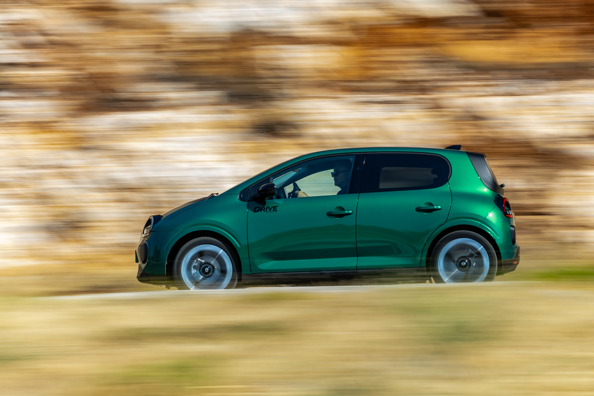 Test drive: Renault Twingo E-Tech, Photo © DRIVE Media Group/Thanassis Koutsogiannis