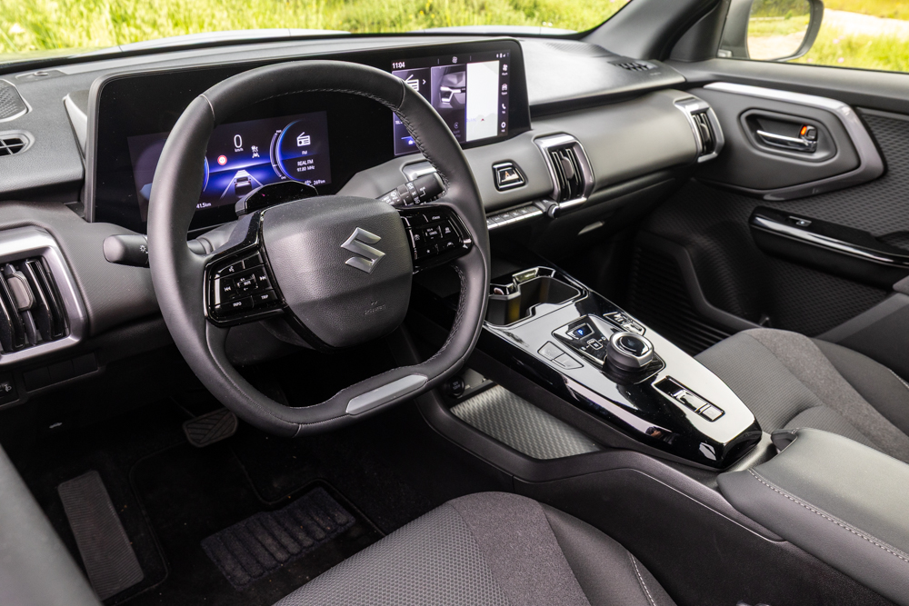 Test drive: Suzuki e Vitara 2WD 61 kWh, Photo © DRIVE Media Group/Thanassis Koutsogiannis