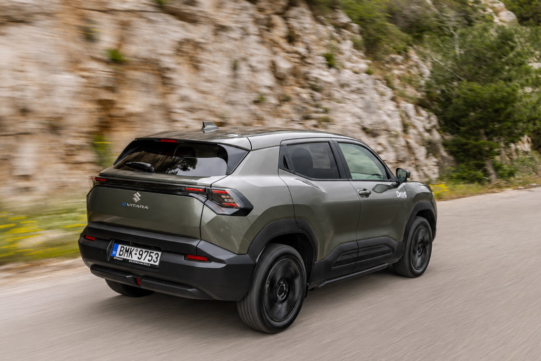 Test drive: Suzuki e Vitara 2WD 61 kWh, Photo © DRIVE Media Group/Thanassis Koutsogiannis