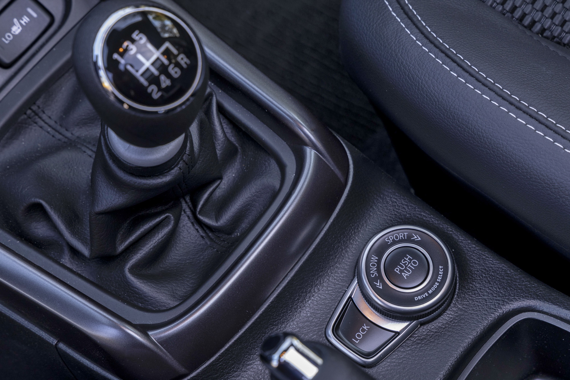 Test drive: Suzuki S-Cross 1.4 Hybrid AllGrip, Photo © DRIVE Media Group/Thanassis Koutsogiannis