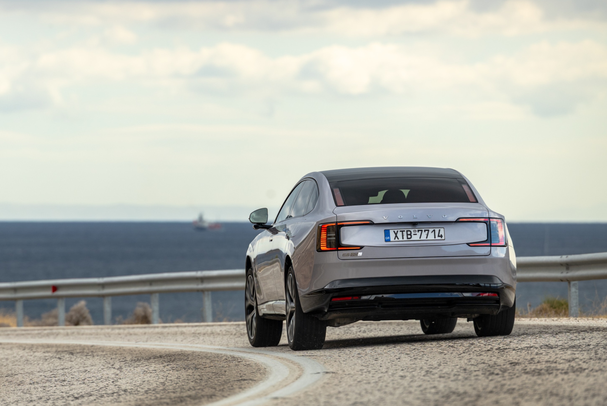 Test drive: Volvo ES90 Twin Motor Performance, Photo © DRIVE Media Group/Thanassis Koutsogiannis