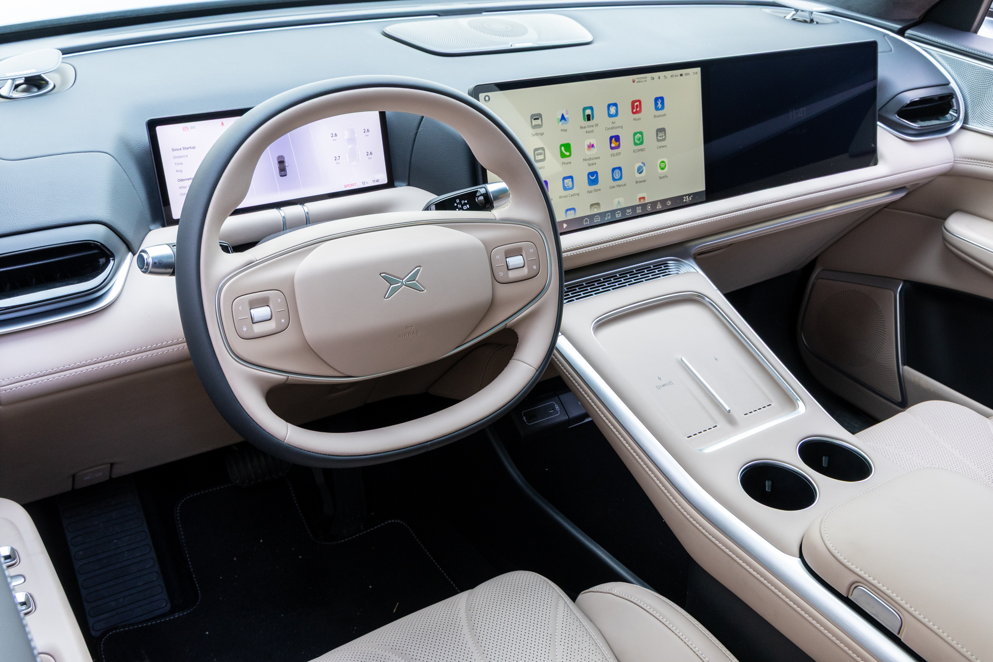 Test drive: XPeng G9 Long Range Pro RWD, Photo © DRIVE Media Group/Thanassis Koutsogiannis