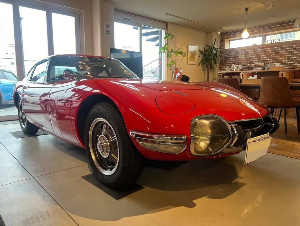 Toyota 2000GT