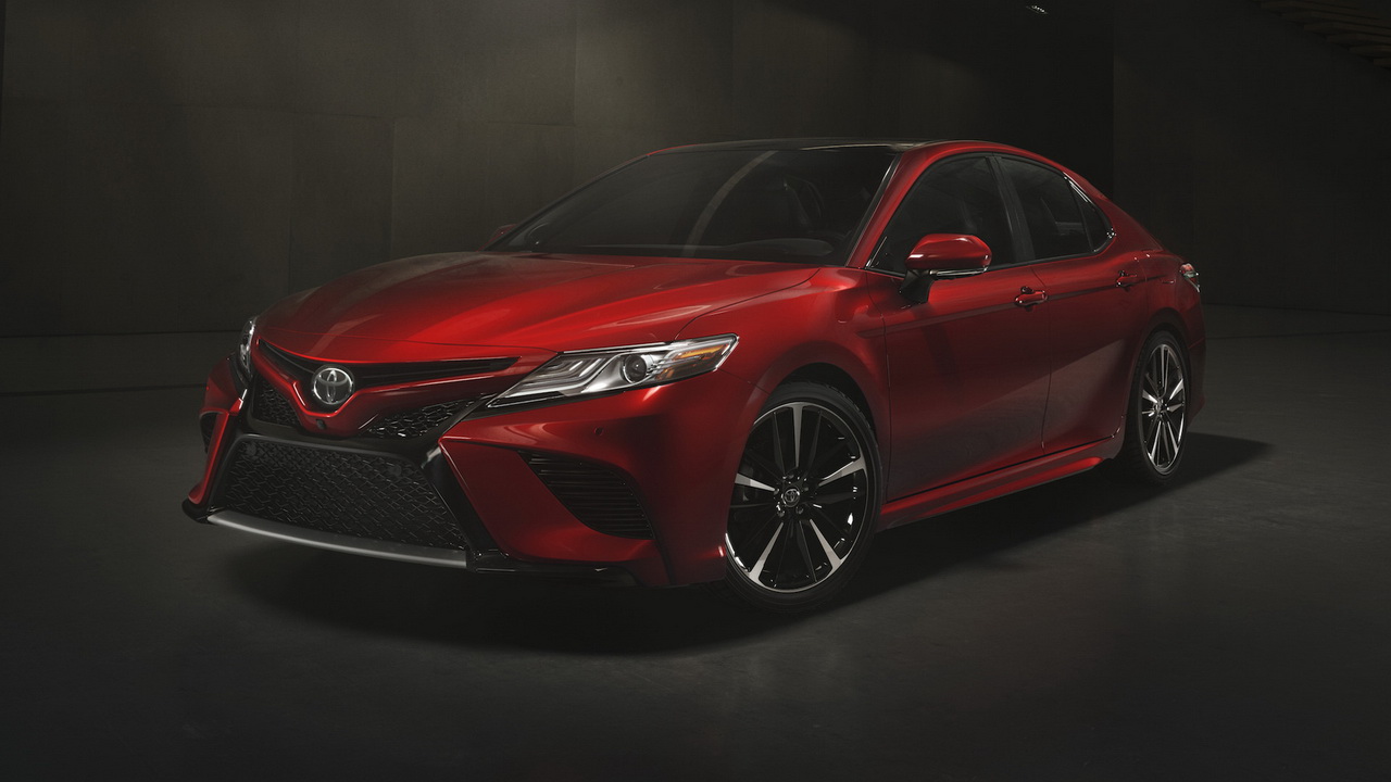 toyta camry 2018