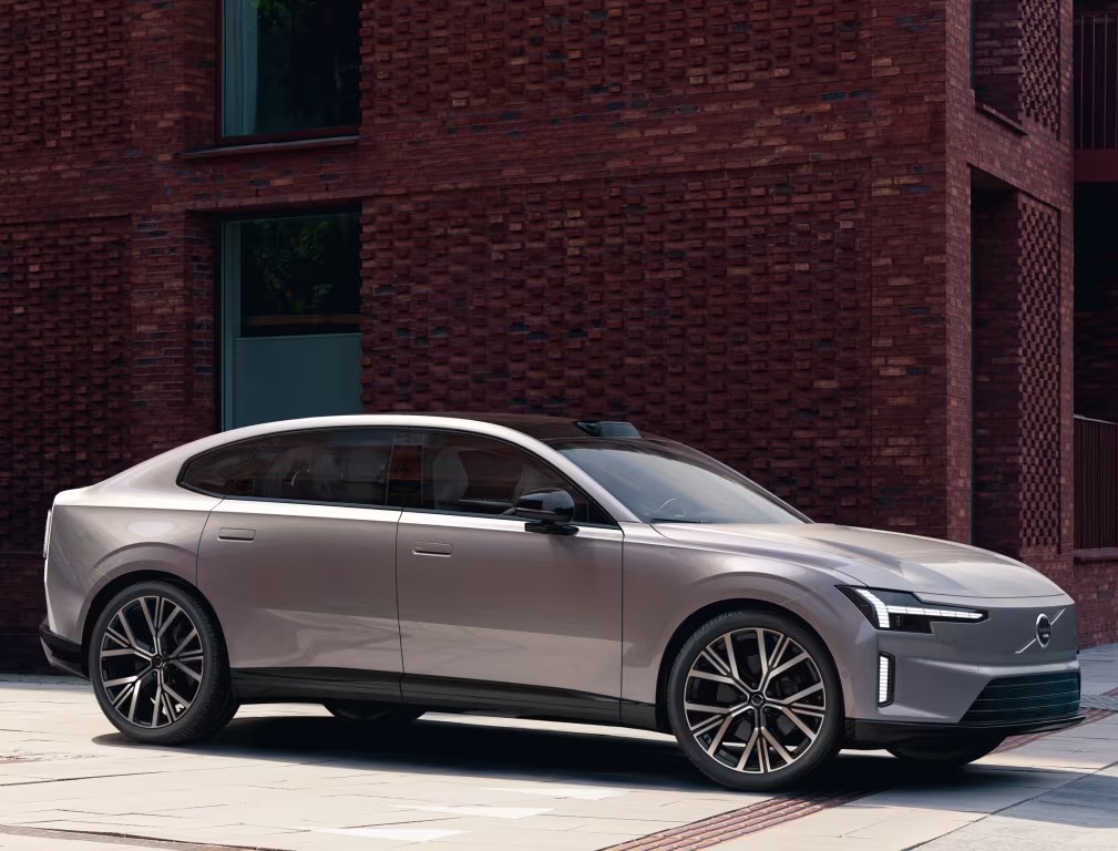 Volvo ES90