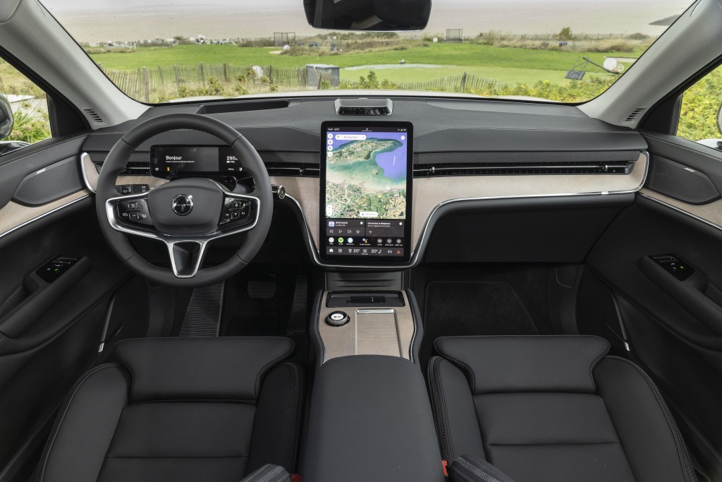 Volvo EX90