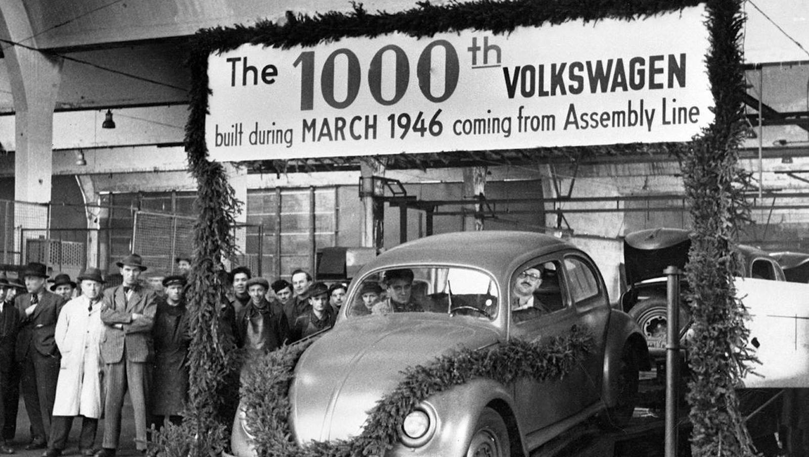 VW Beetle 1946, major Ivan Hirst on the wheel
