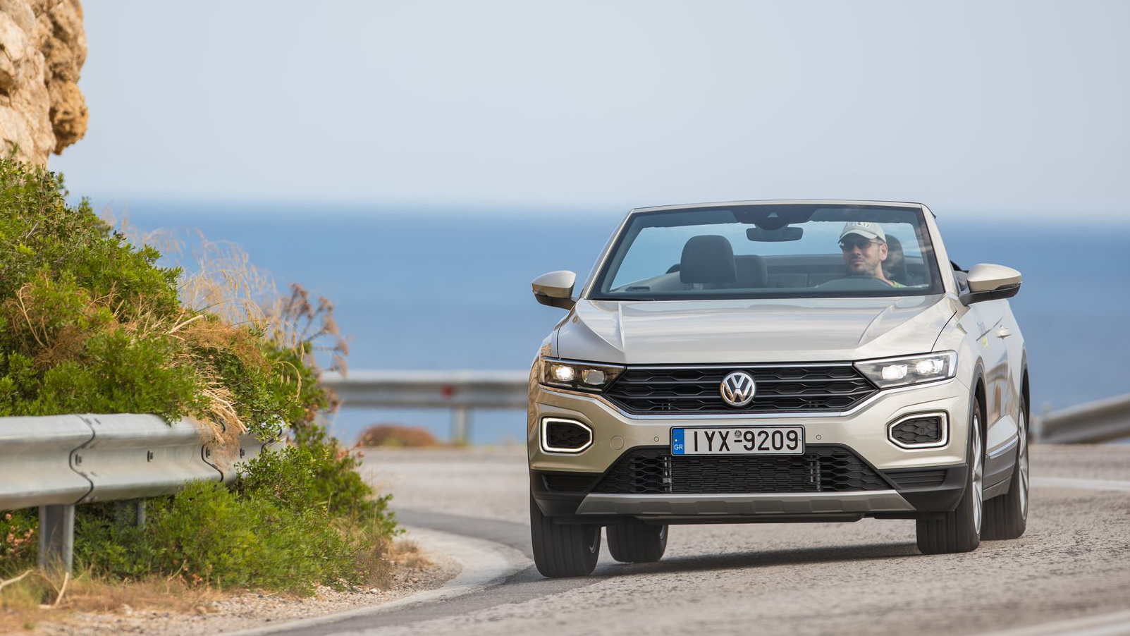 VW T-Roc, ηλεκτρικό κάμπριο