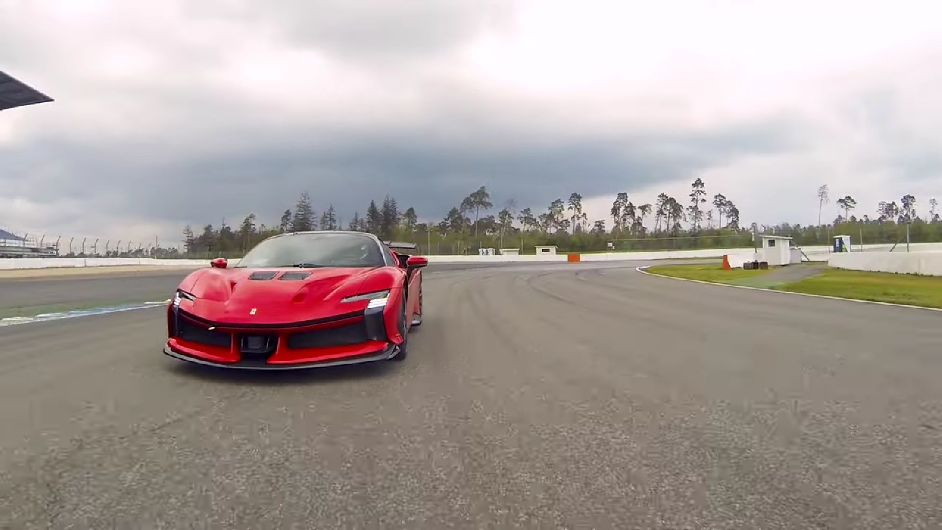 Ferrari SF90