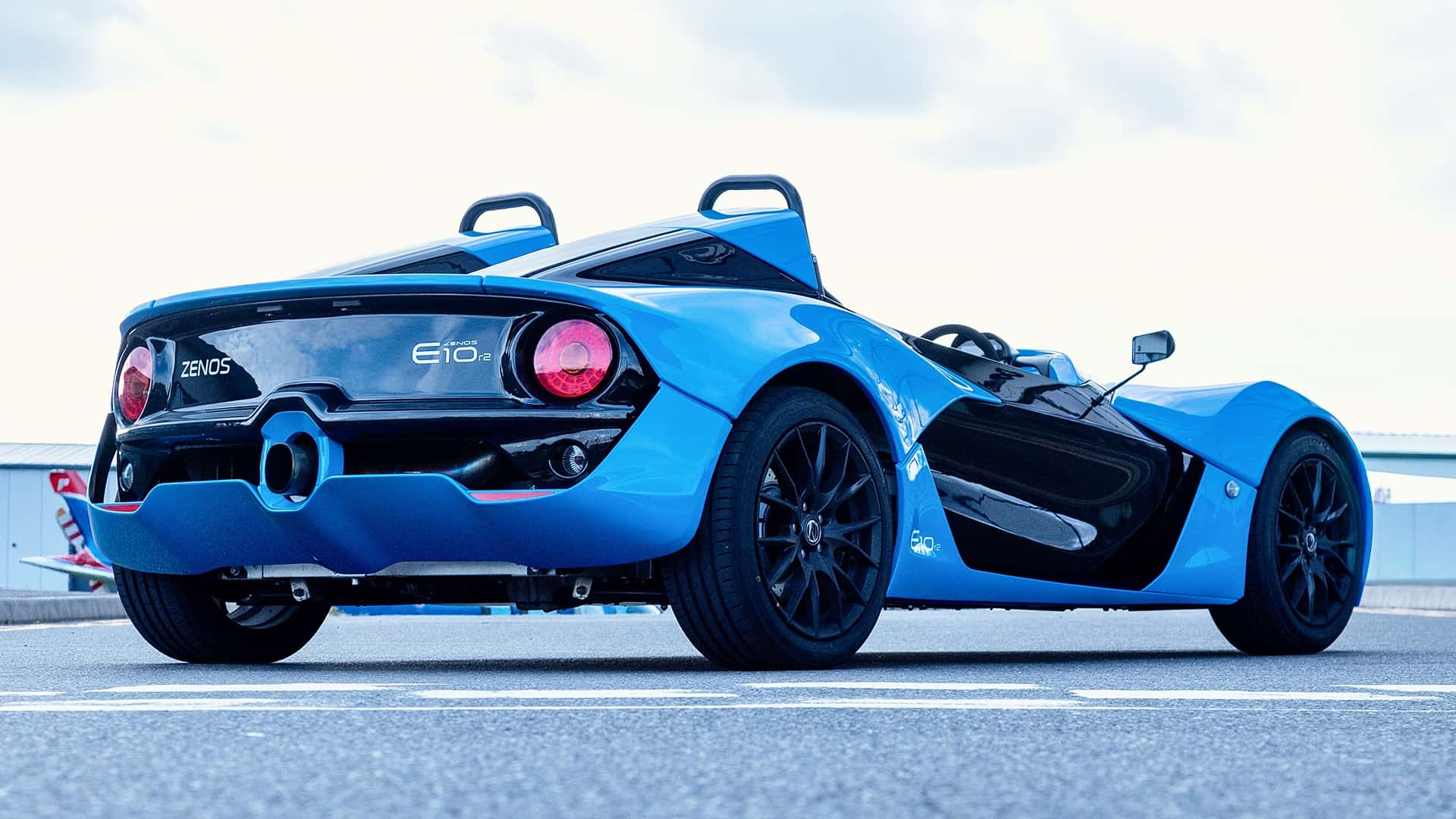 Zenos E10