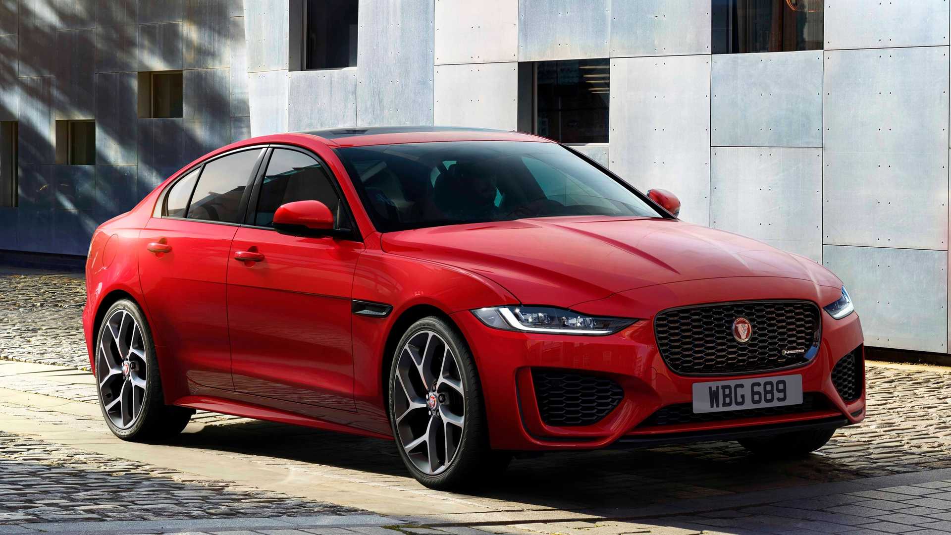    Jaguar XE  Drive