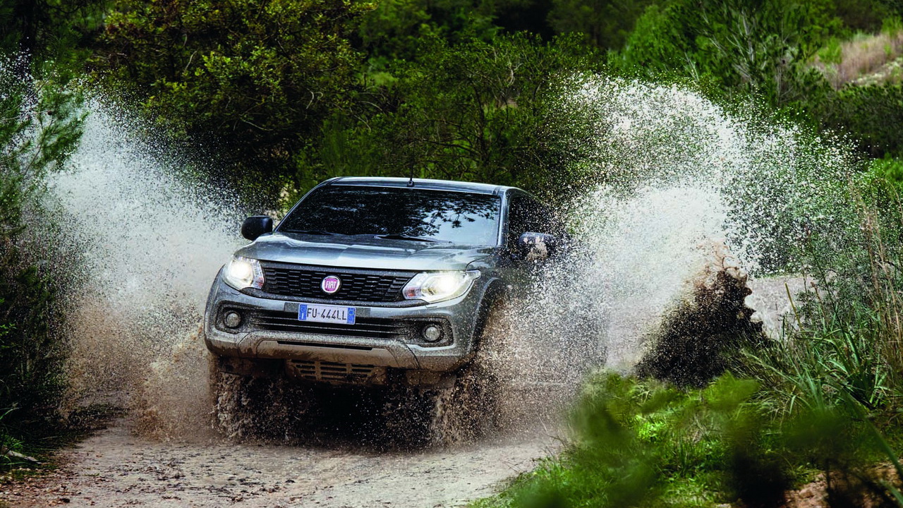 FIAT Fullback Cross