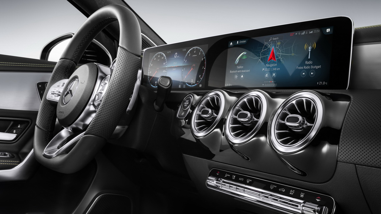 Mercedes-Benz MBUX
