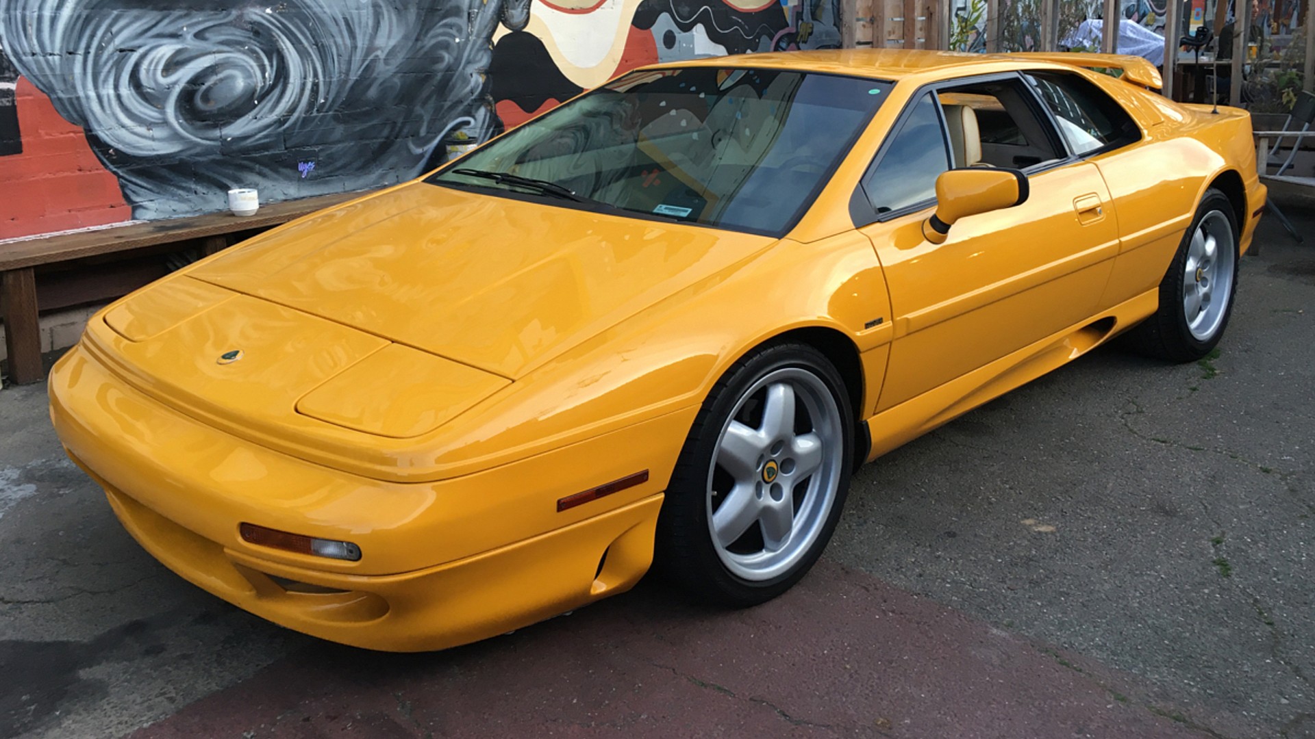 Lotus esprit s4