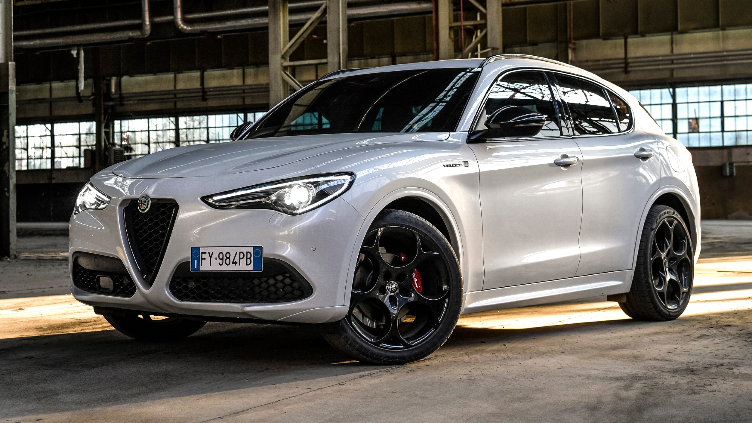 Alfa Romeo Stelvio Χαμηλότερες τιμές για τη νέα γκάμα Drive