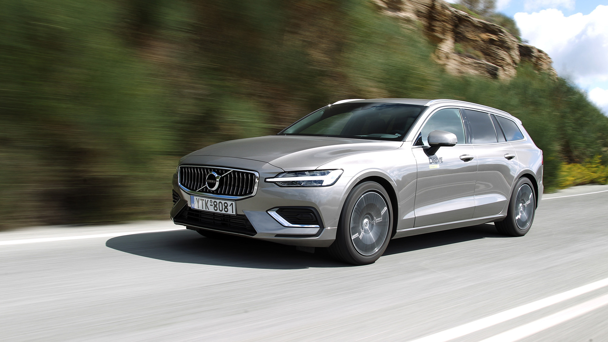 Test drive Volvo V60 T6 AWD Drive