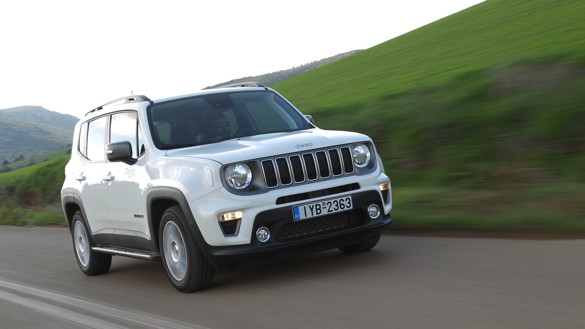Test drive Jeep Renegade T4 150 PS DDCT Drive