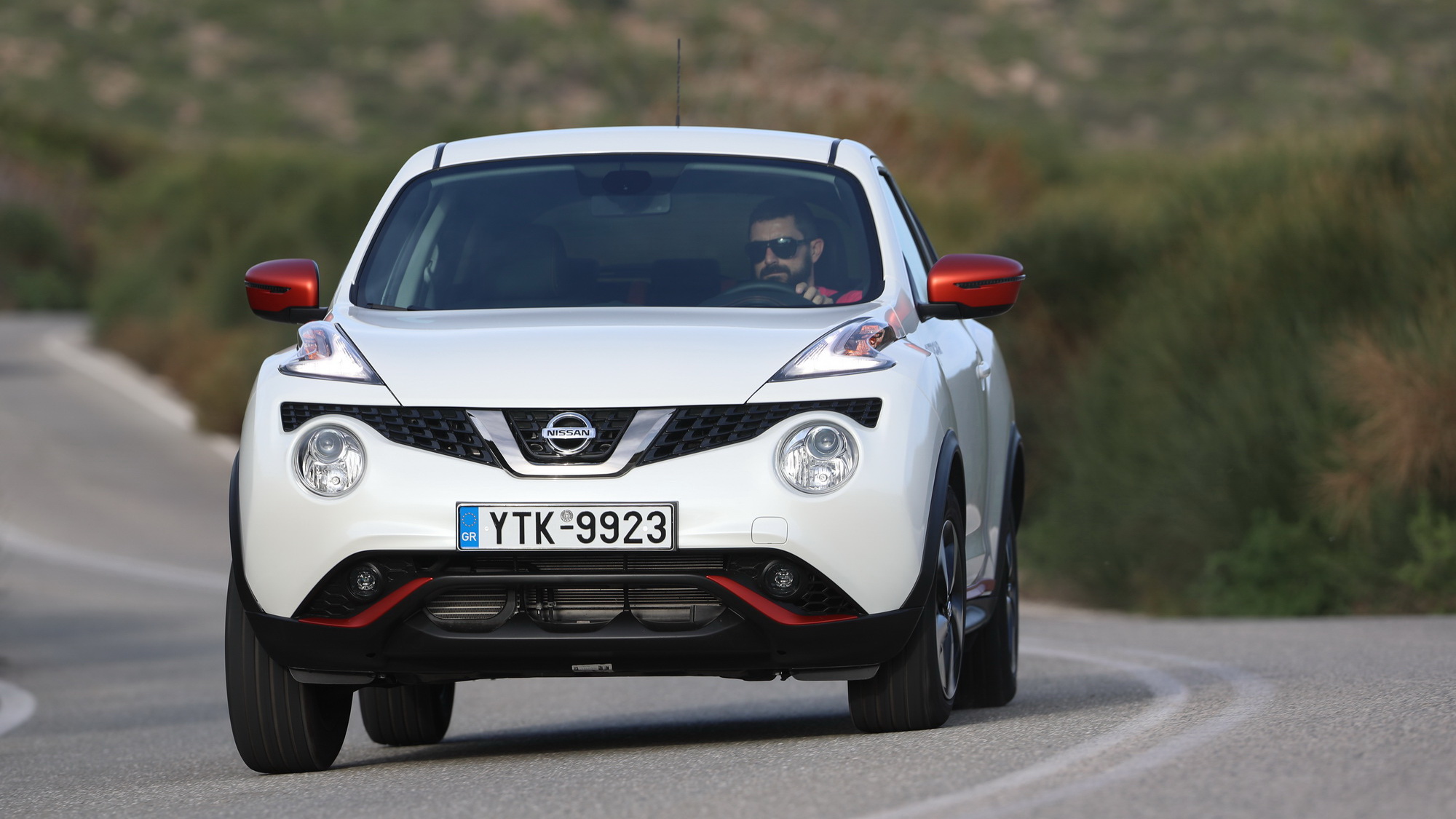 Test drive Nissan Juke 1.6 CVT Drive