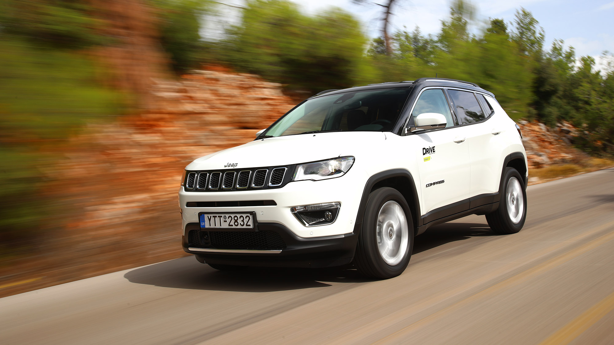 Test drive Jeep Compass 1.3 GSE T4 150HP DDCT FWD Drive