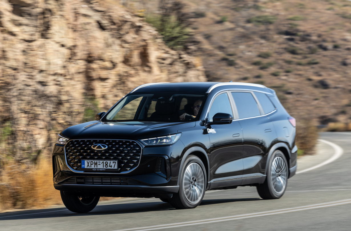 Test drive: Chery Tiggo 8 1.6T GDI, Photo © DRIVE Media Group/Thanassis Koutsogiannis