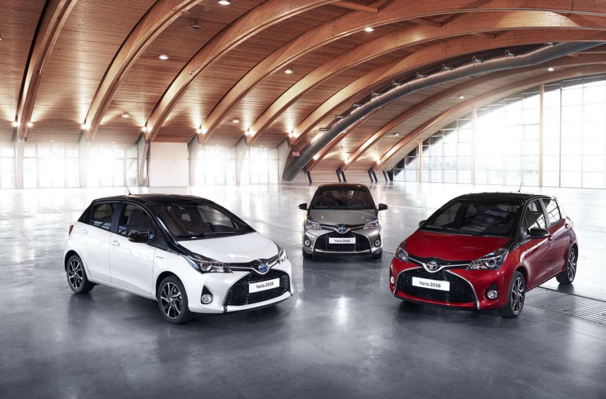 Toyota Yaris MY2016 Bi-Tone