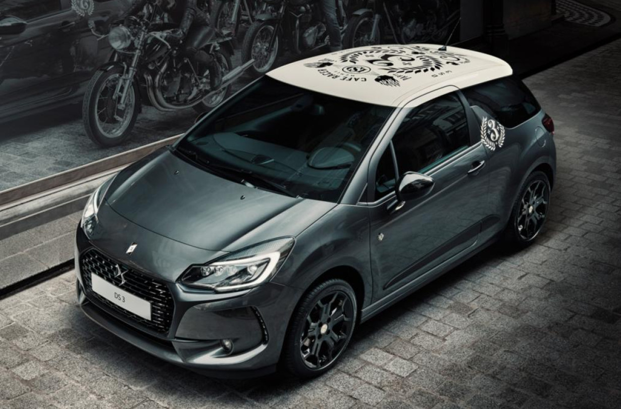 Καθώς η DS Automobiles δεν έχει δώσει ακόμη στη δημοσιότητα φωτογραφίες του DS 3 Forever, χρησιμoποιήσαμε αυτή τη φωτό του DS 3 Café Racer, έκδοσης περιορισμένης παραγωγής που λανσαρίστηκε τον Ιούνιο.