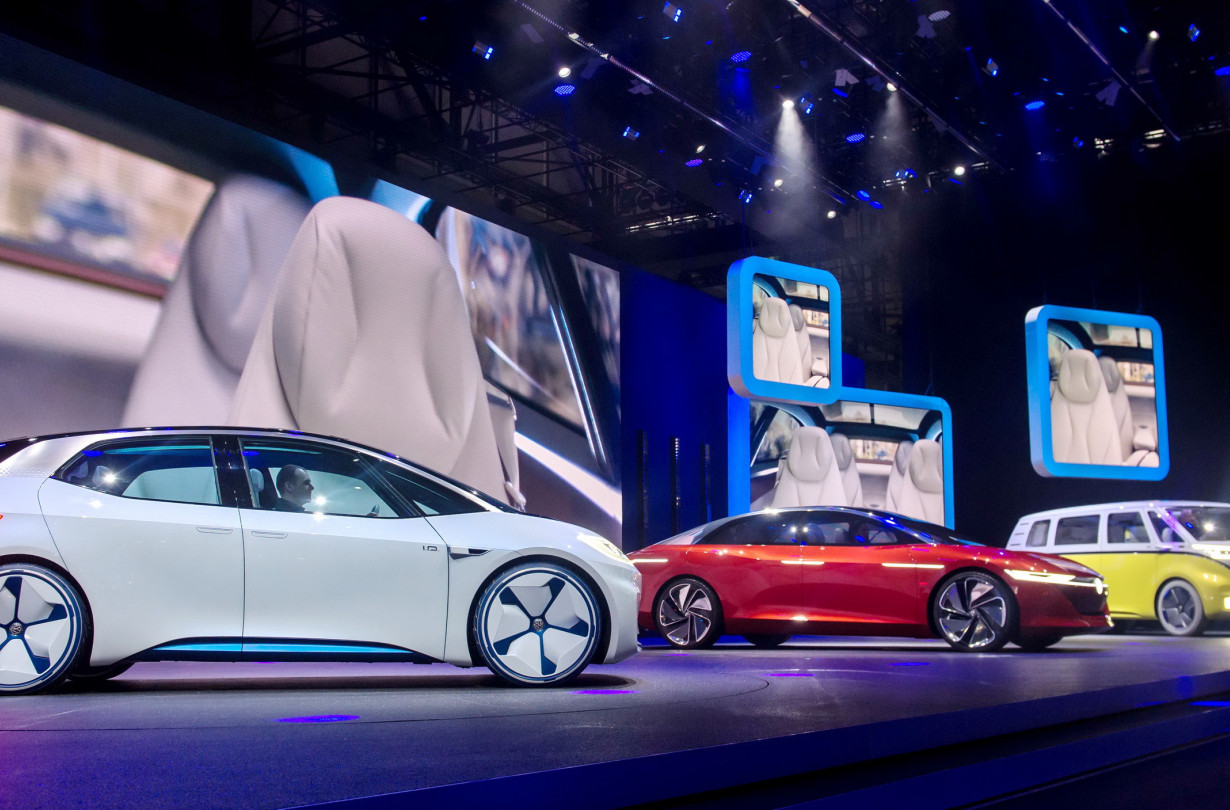 H οικογένεια των αμιγώς ηλεκτρικών I.D. της VW θα λανσαριστεί το 2020, ερχής γενομένης από το χάτσμπακ που βλέπουμε στα αριστερά.