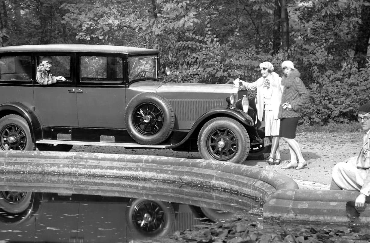 Άρτια κατασκευασμένη και με το σασί ντυμένο με κομψή καροσερί, η Mercedes-Benz 460 Nürburg φαινόταν ότι είχε φτιαχτεί για να ανταγωνιστεί τους πιο φημισμένους του είδους Mercedes-Benz 460 Nürburg